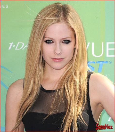 avril lavigne bra size|Avril Lavigne Height, Weight, Age, Measurements,。